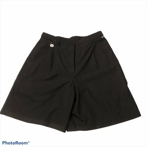 Liz Claiborne LizGolf pleated black shorts size 12